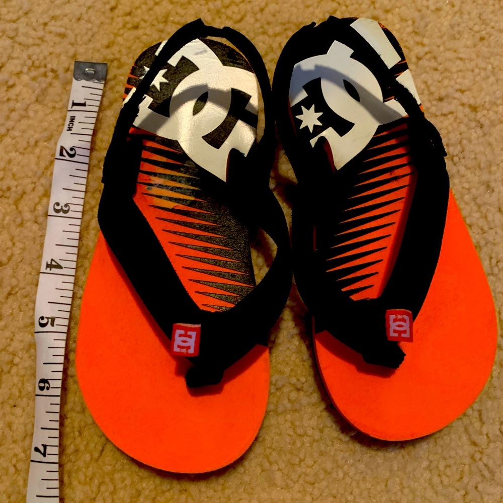 D&G child slipers, Orange/black, See the picture for size,around 6/7”,like new